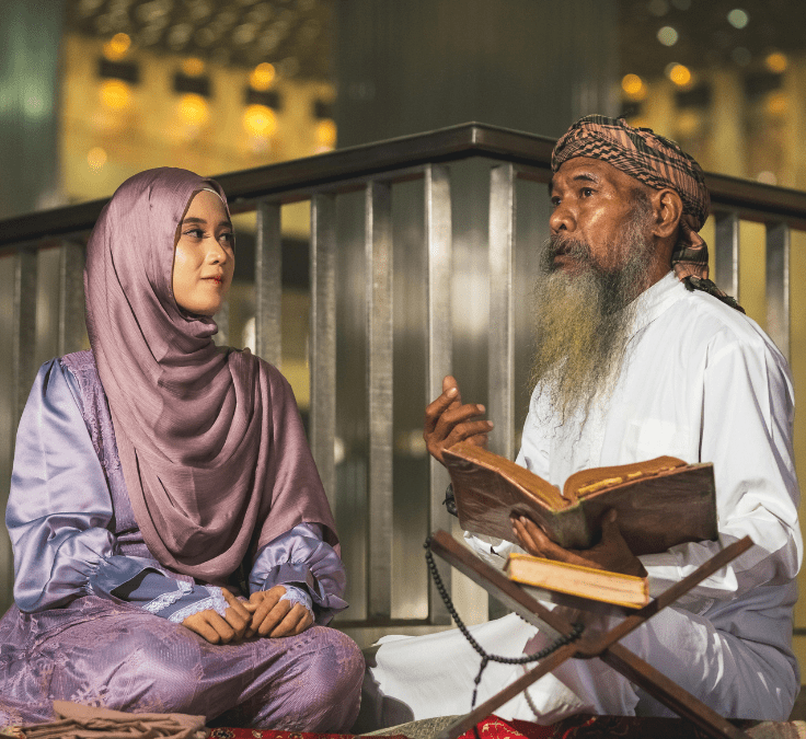 Mujer recitando la Shahada junto a un imam en una mezquita