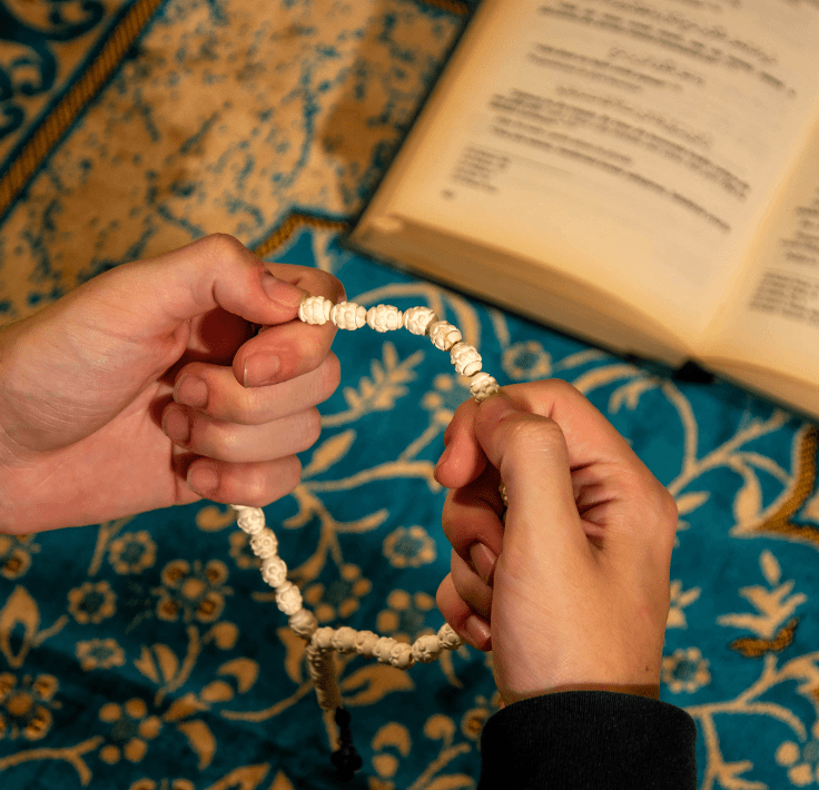 Tasbih y dhikr antes de dormir para recordar a Allah
